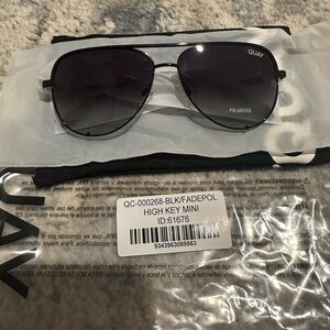 NWT Quay Australia High Key Mini Polarized Sunglasses